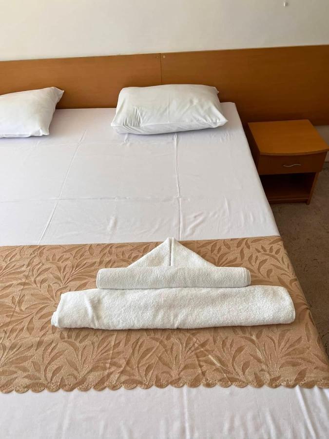 Хотел Диамант Hotel Diamond Baltsjik Buitenkant foto
