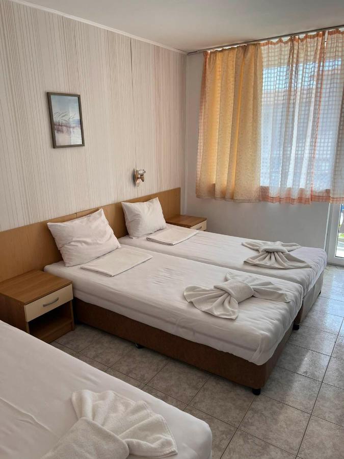 Хотел Диамант Hotel Diamond Baltsjik Buitenkant foto