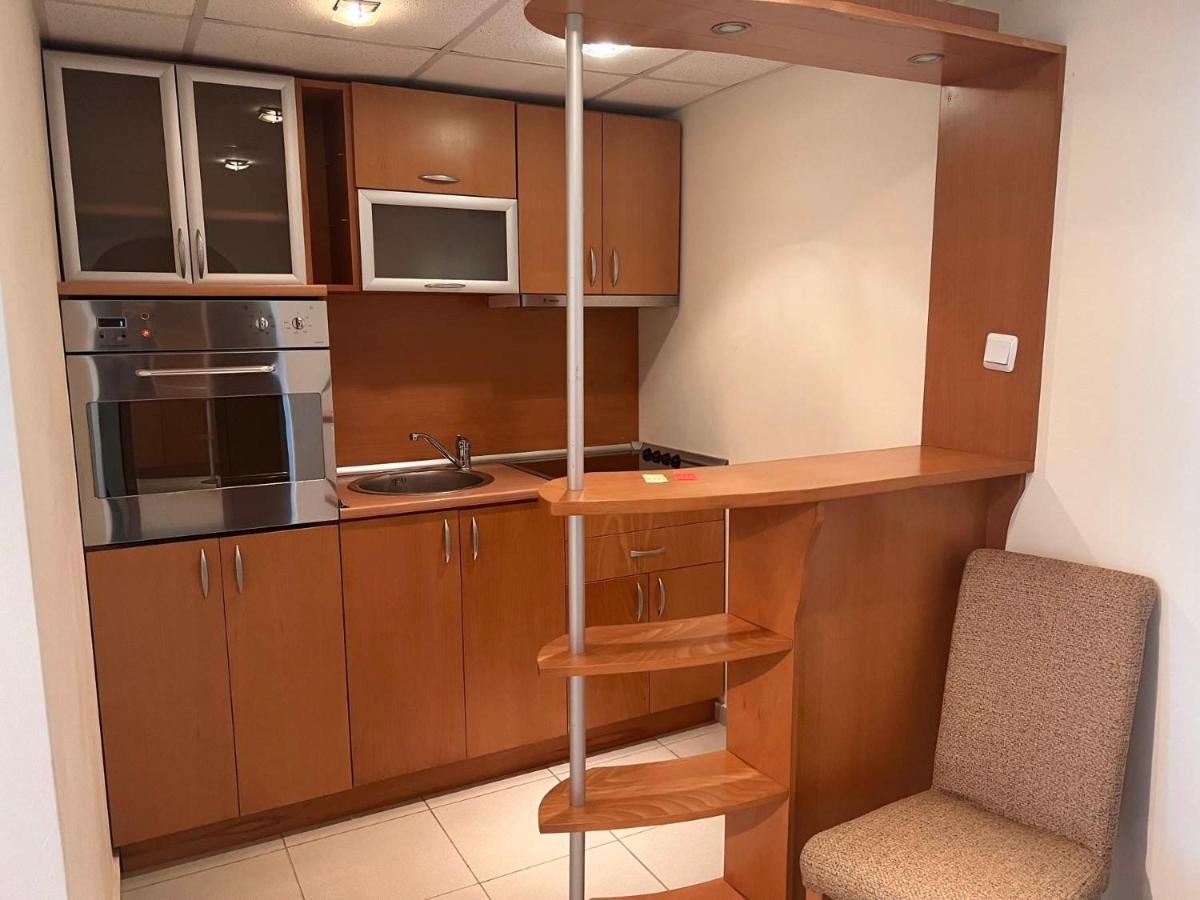 Хотел Диамант Hotel Diamond Baltsjik Buitenkant foto