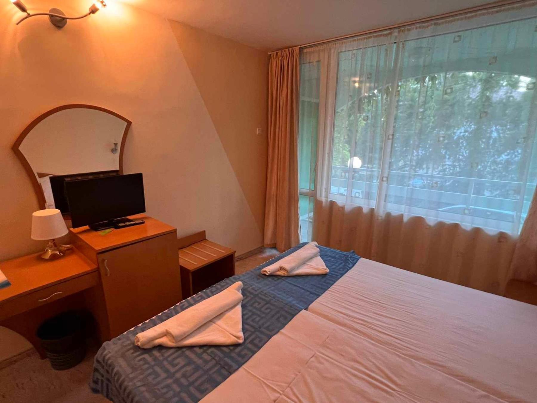 Хотел Диамант Hotel Diamond Baltsjik Buitenkant foto